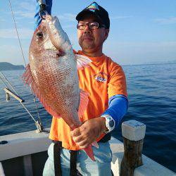 エンペラー 釣果