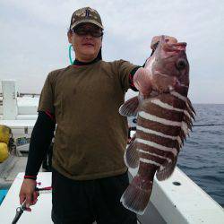 エンペラー 釣果