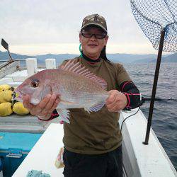 エンペラー 釣果