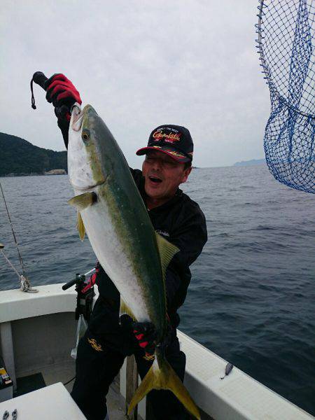 エンペラー 釣果