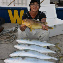 ジギング船 BLUEWATER 釣果