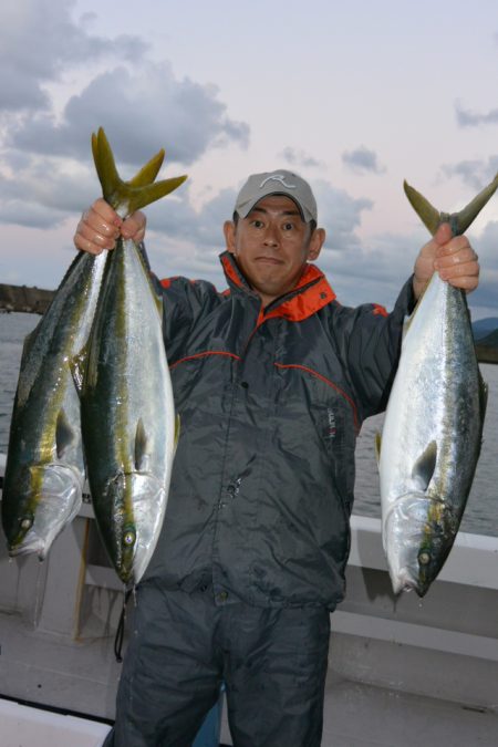 ジギング船 BLUEWATER 釣果