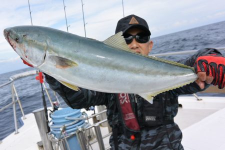 ジギング船 BLUEWATER 釣果