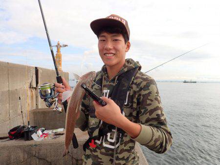 本日もたまや渡船で沖堤防♪