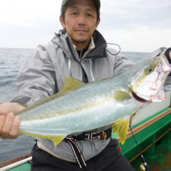 真祐丸 (しんゆうまる) 釣果