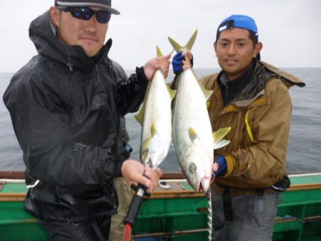 真祐丸 (しんゆうまる) 釣果