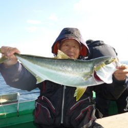 真祐丸 (しんゆうまる) 釣果