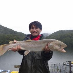 フィッシングレイクたかみや 釣果