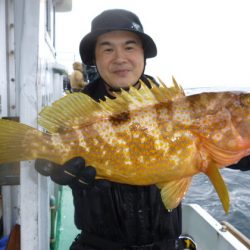 真祐丸 (しんゆうまる) 釣果