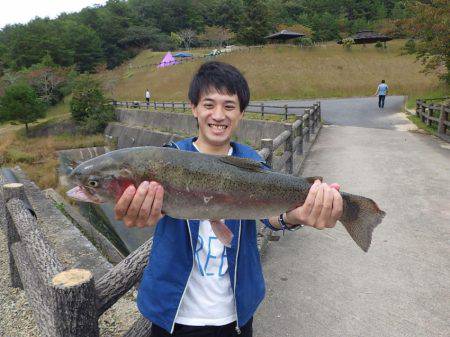 フィッシングレイクたかみや 釣果