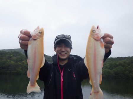 フィッシングレイクたかみや 釣果