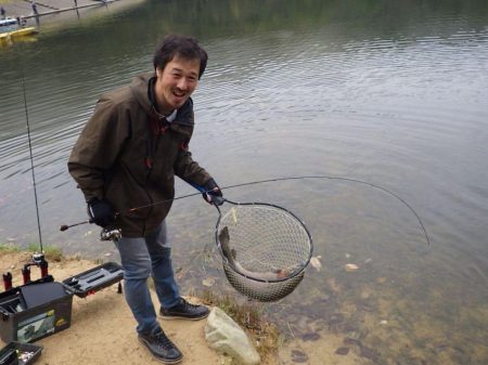 フィッシングレイクたかみや 釣果