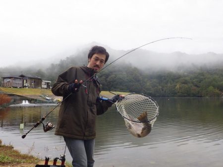 フィッシングレイクたかみや 釣果