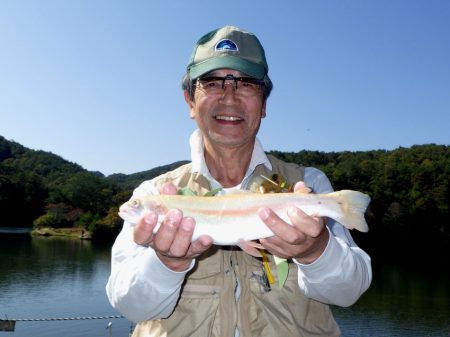 フィッシングレイクたかみや 釣果