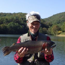 フィッシングレイクたかみや 釣果