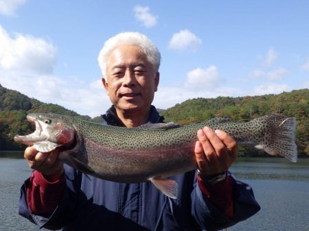フィッシングレイクたかみや 釣果