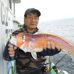 真祐丸 （しんゆうまる） 釣果