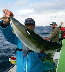 利八丸 釣果