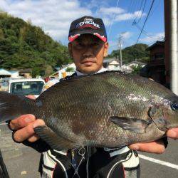 鵜来島家本渡船 釣果