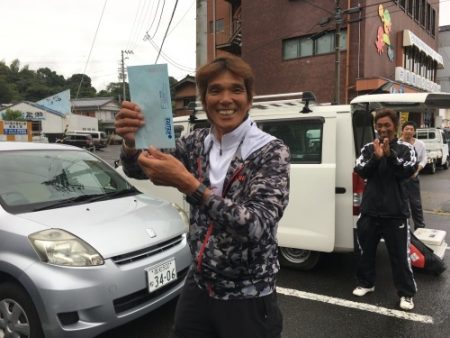 鵜来島家本渡船 釣果