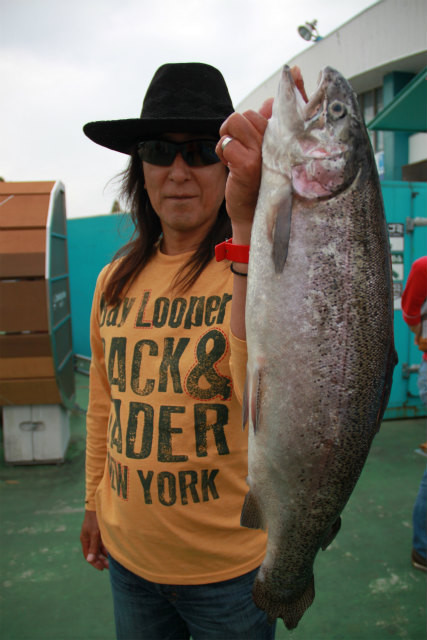 としまえんフィッシングエリア 釣果