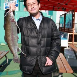 としまえんフィッシングエリア 釣果