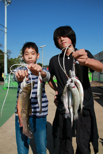 としまえんフィッシングエリア 釣果