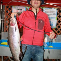 としまえんフィッシングエリア 釣果