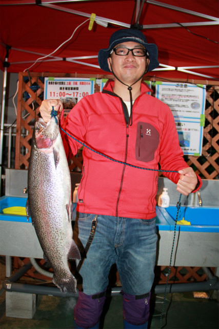 としまえんフィッシングエリア 釣果