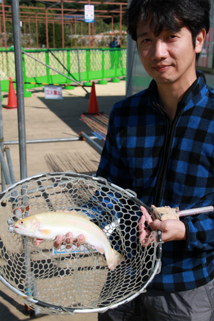 としまえんフィッシングエリア 釣果