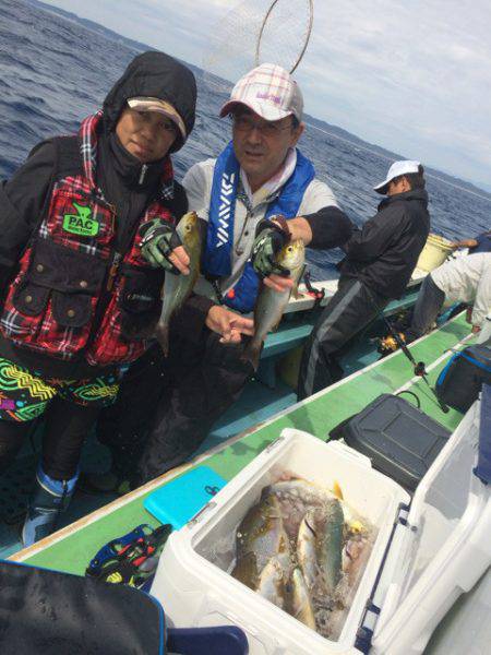 丸万釣船 釣果