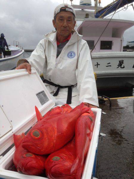 晃山丸 釣果