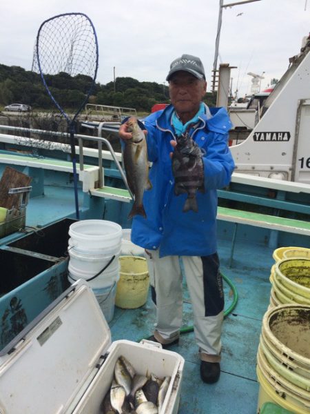 丸万釣船 釣果