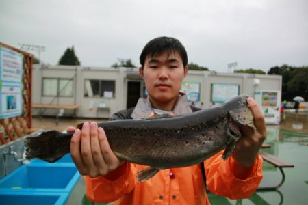 としまえんフィッシングエリア 釣果