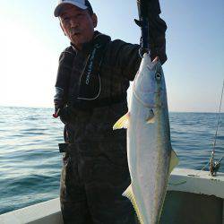 エンペラー 釣果