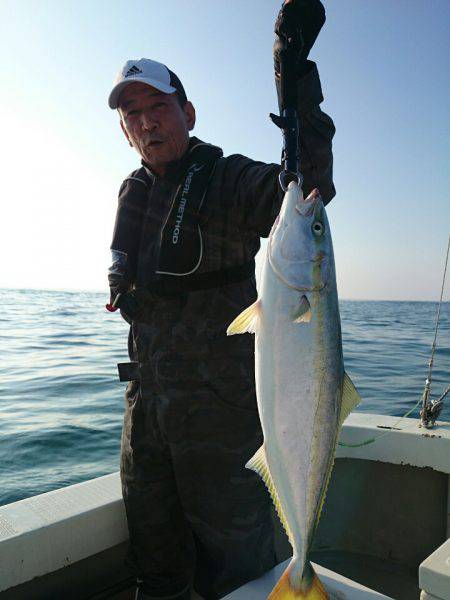 エンペラー 釣果