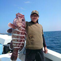 エンペラー 釣果