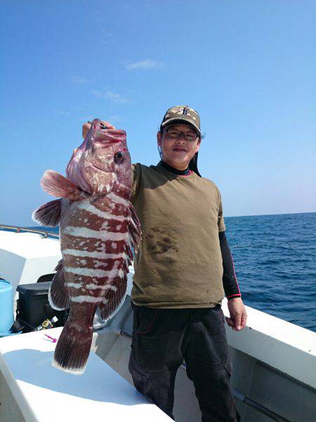 エンペラー 釣果