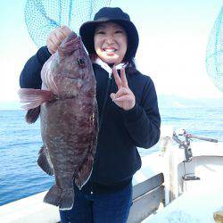 エンペラー 釣果