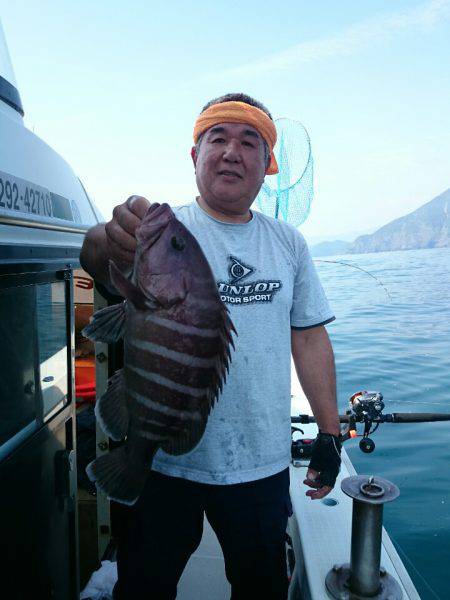 エンペラー 釣果