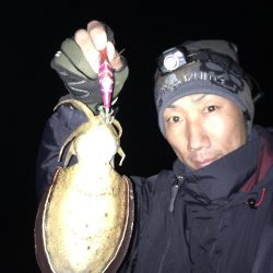 新島赤灯台の夕まずめも朝まずめ♪