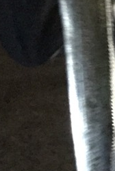 周りは激渋の模様