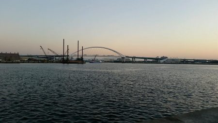 ケーソン、朝にタチウオの時合いありました。