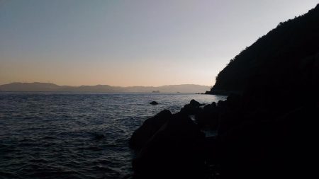 鳴門のゴロタでハマチ