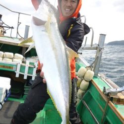 真祐丸 (しんゆうまる) 釣果