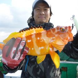 真祐丸 (しんゆうまる) 釣果