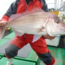 真祐丸 (しんゆうまる) 釣果