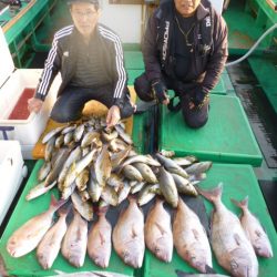 真祐丸 （しんゆうまる） 釣果