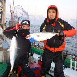 真祐丸 (しんゆうまる) 釣果