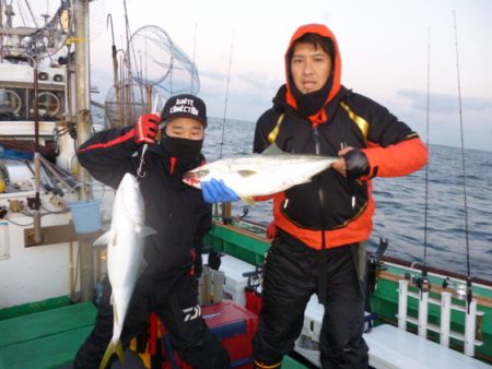 真祐丸 (しんゆうまる) 釣果